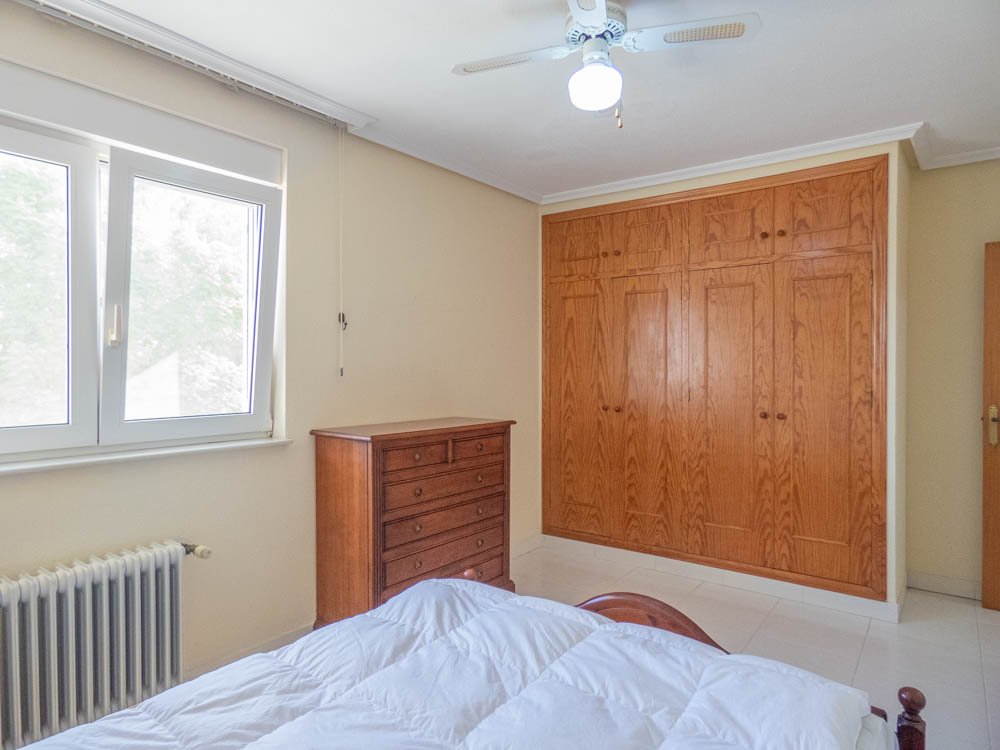 Wunderschöne renovierte Landhaus-Villa mit 7 Schlafzimmern, 7 Bädern, Klimaanlage, Zentralheizung, Doppelgarage und beheizbarem Privatpool - 23
