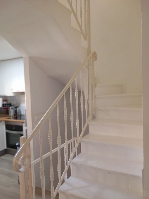 Reihenhaus mit 2 Schlafzimmern, 2 Bädern, Gäste-WC, Dachterrasse, Tiefgaragenstellplatz und Gemeinschaftspool - 17