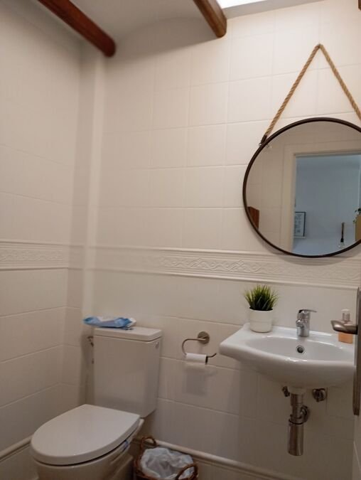 Reihenhaus mit 2 Schlafzimmern, 2 Bädern, Gäste-WC, Dachterrasse, Tiefgaragenstellplatz und Gemeinschaftspool - 16