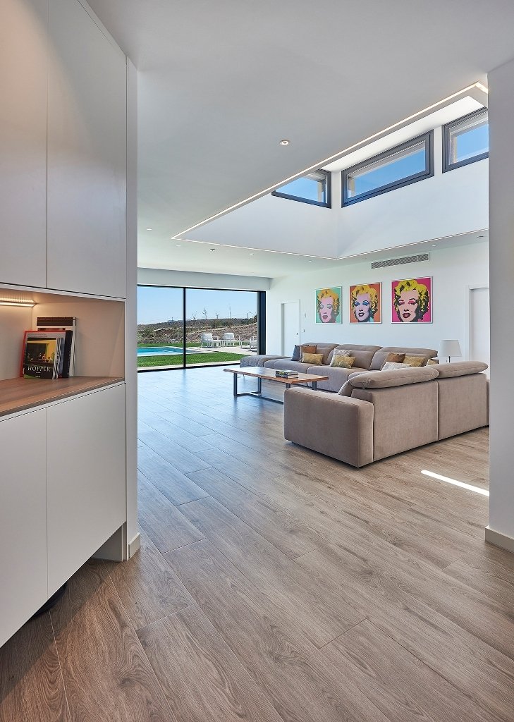Moderne Luxusvilla mit 4 Schlafzimmern, 4 Bädern, Privatpool und atemberaubendem Ausblick - 13