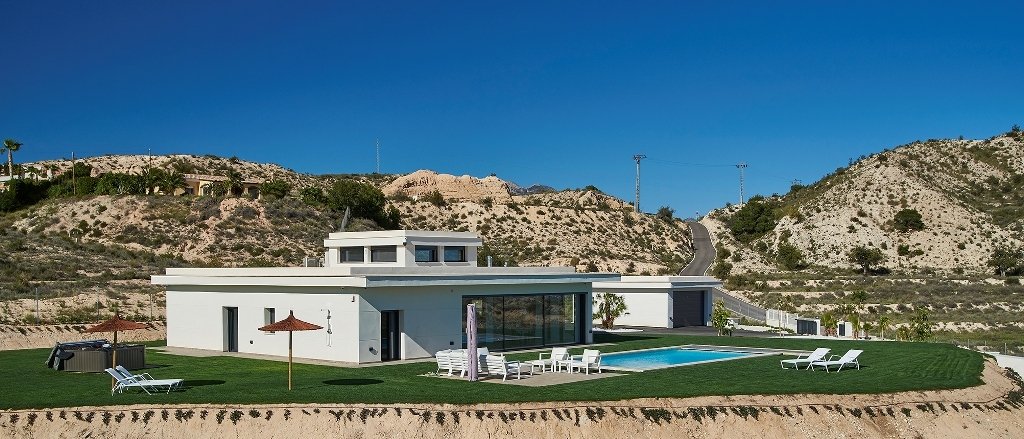 Moderne Luxusvilla mit 4 Schlafzimmern, 4 Bädern, Privatpool und atemberaubendem Ausblick - 5