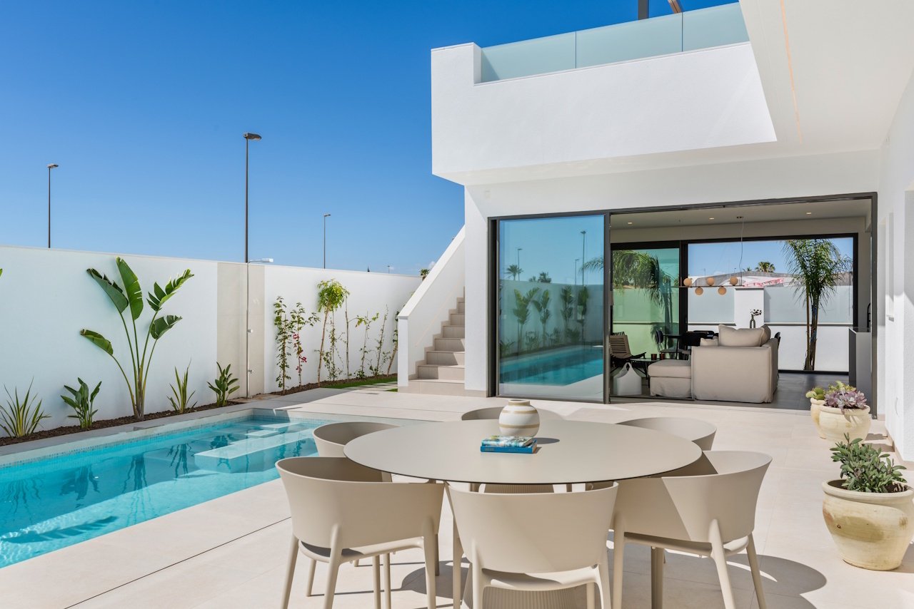 Villen mit 3 Schlafzimmern, 2 Bädern, Klimaanlage, Kfz-Stellplatz und Privatpool in der La Serena Golfanlage - 29