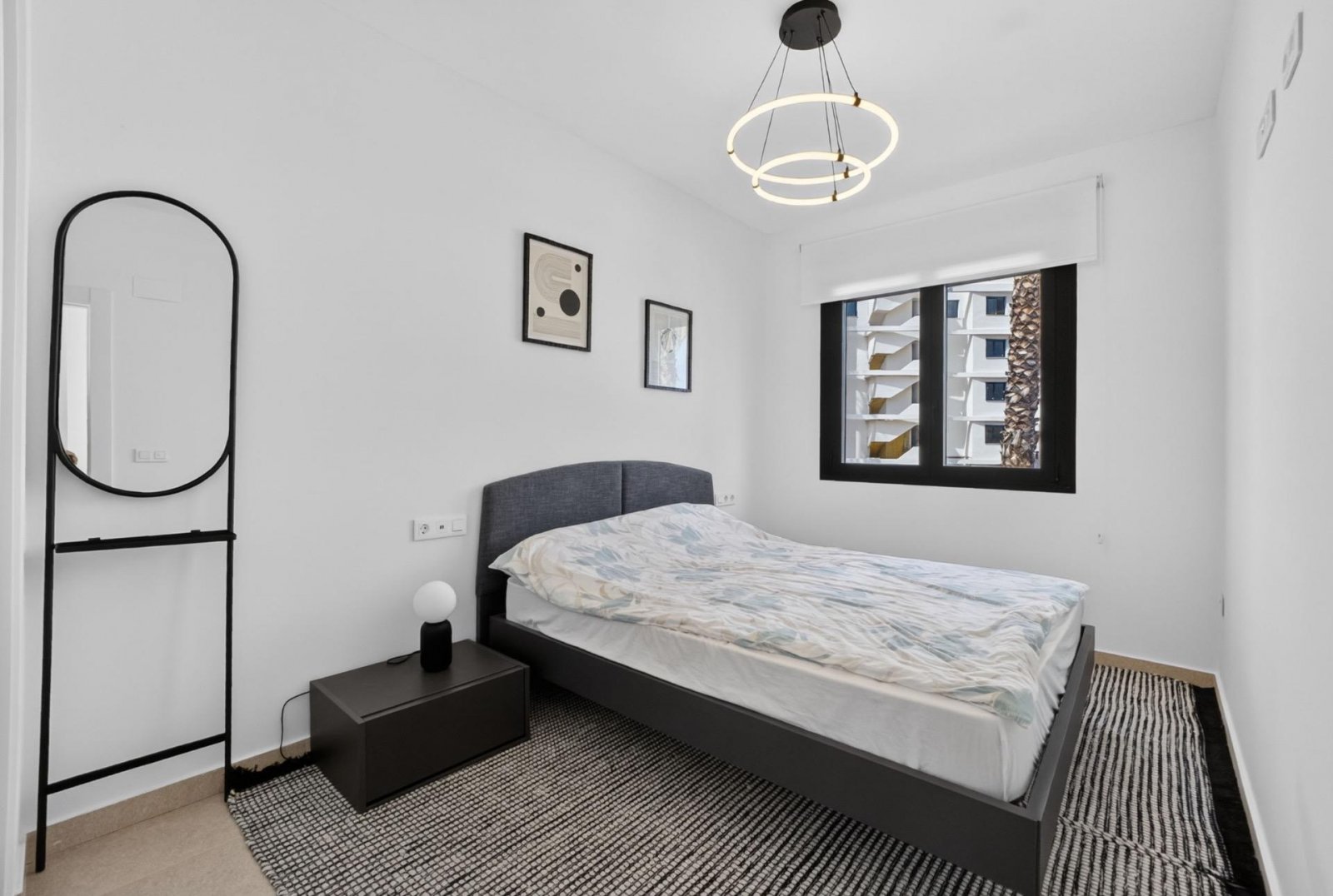 Moderne freistehende Villa mit 3 Schlafzimmern, 2 Bädern, Gäste-WC und privatem Pool in El Raso - 22