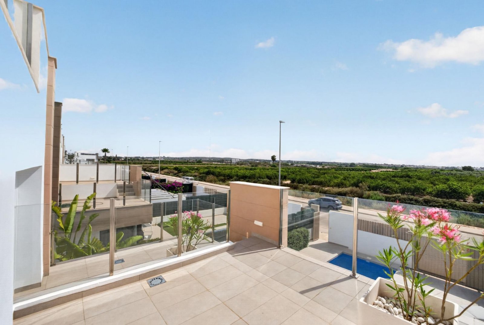 Moderne freistehende Villa mit 3 Schlafzimmern, 2 Bädern, Gäste-WC und privatem Pool in El Raso - 33