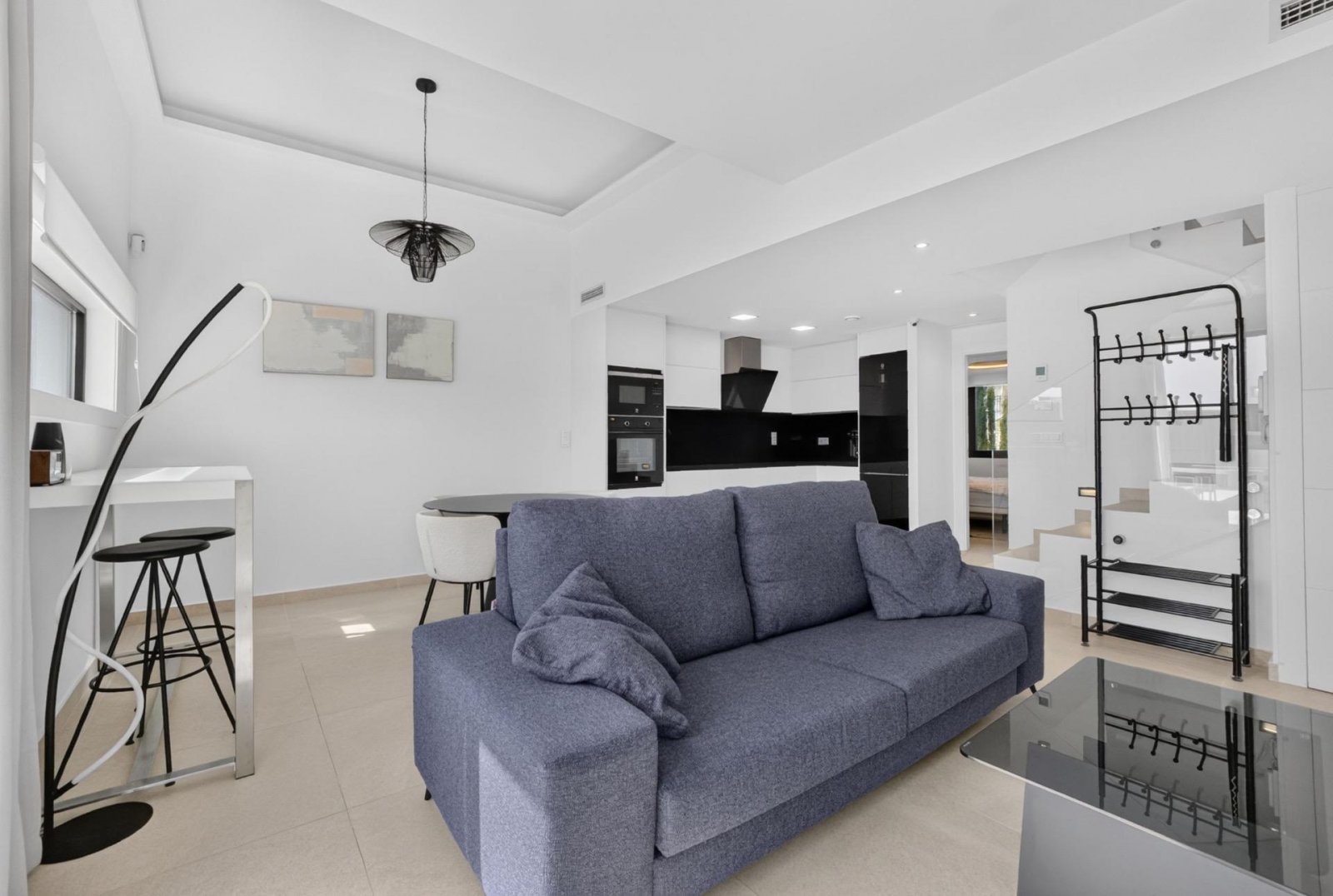 Moderne freistehende Villa mit 3 Schlafzimmern, 2 Bädern, Gäste-WC und privatem Pool in El Raso - 12