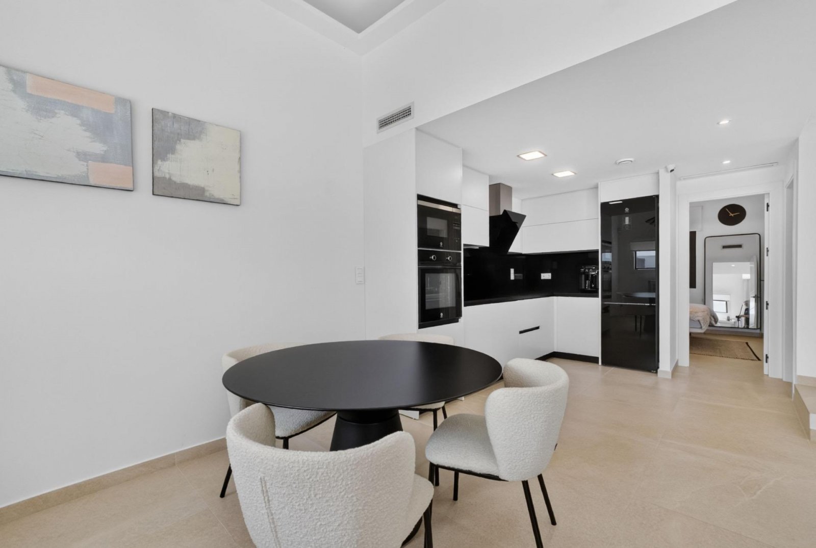 Moderne freistehende Villa mit 3 Schlafzimmern, 2 Bädern, Gäste-WC und privatem Pool in El Raso - 13