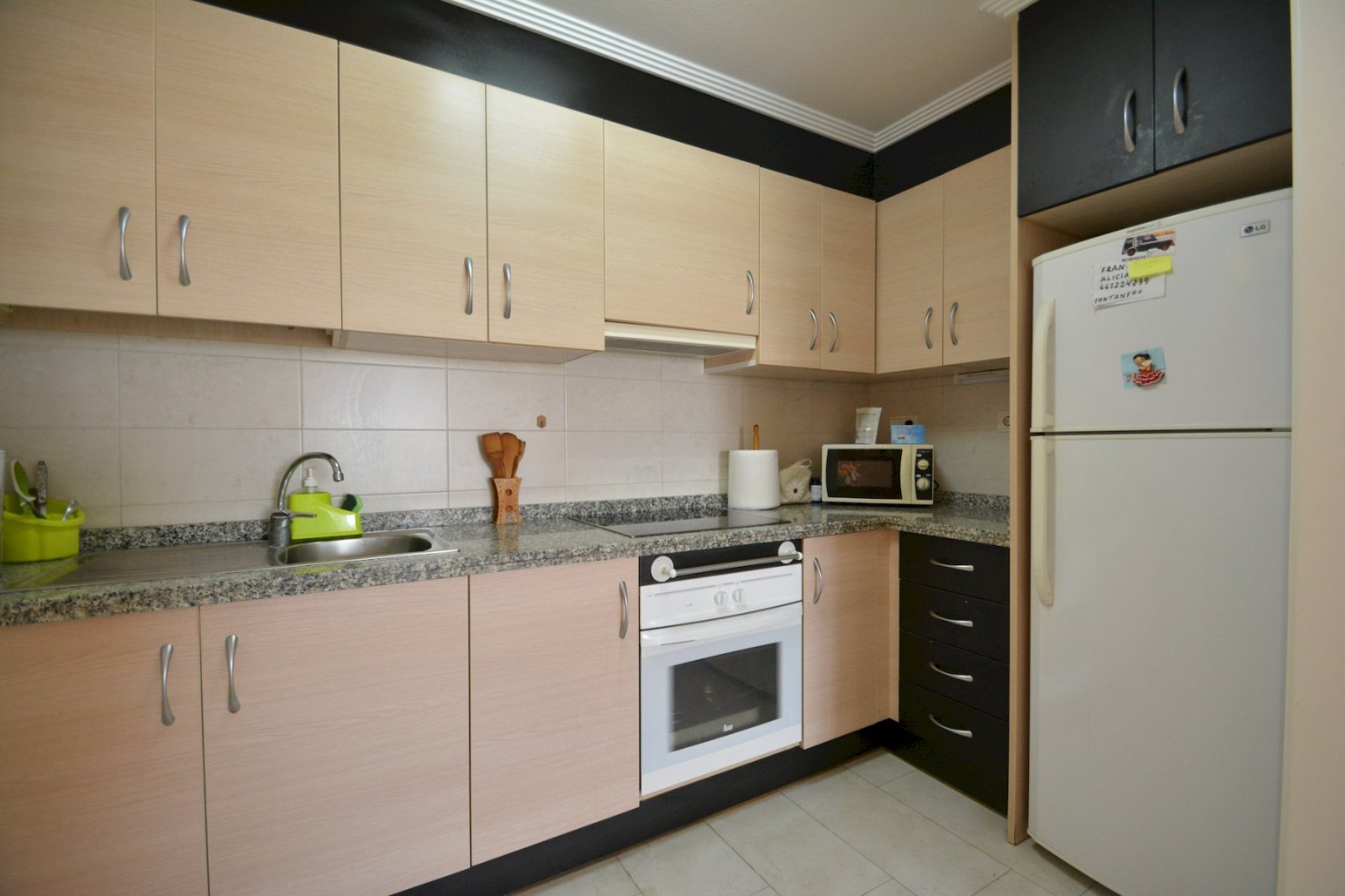 Wohnung mit 2 Schlafzimmern, 1 Badezimmer, Parkplatz und Gemeinschaftspool - 7