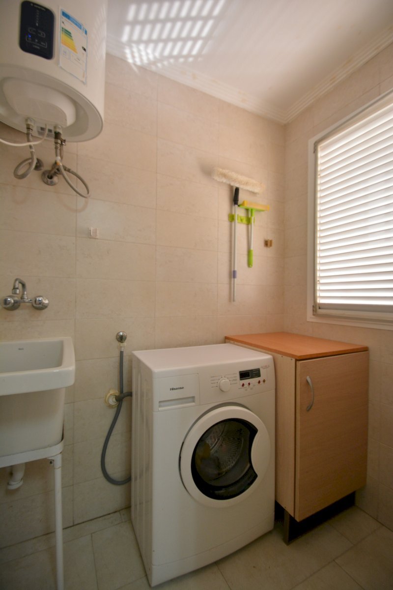 Wohnung mit 2 Schlafzimmern, 1 Badezimmer, Parkplatz und Gemeinschaftspool - 10