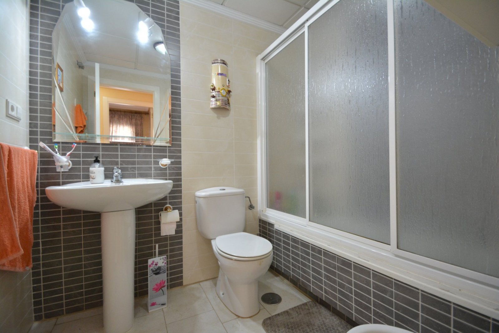 Wohnung mit 2 Schlafzimmern, 1 Badezimmer, Parkplatz und Gemeinschaftspool - 20