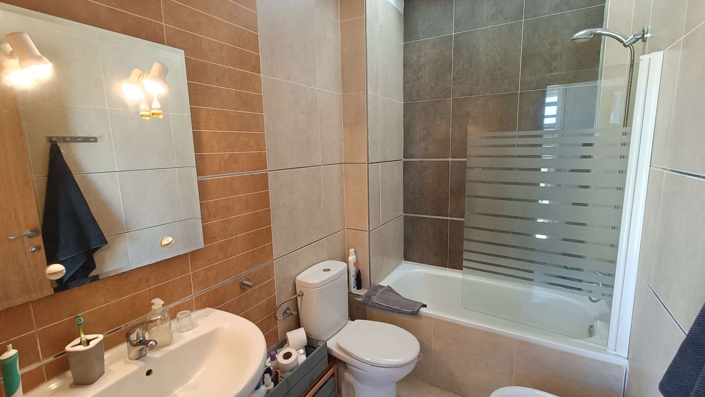 Wunderschöne Quattrovilla mit 3 Schlafzimmern, 2 Bädern, großer Dachterrasse, Keller und Garage im La Finca Golf and Spa Resort - 18