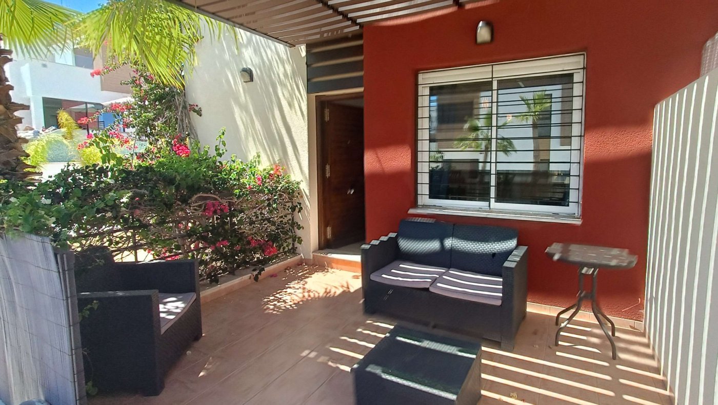 Wunderschöne Quattrovilla mit 3 Schlafzimmern, 2 Bädern, großer Dachterrasse, Keller und Garage im La Finca Golf and Spa Resort - 2