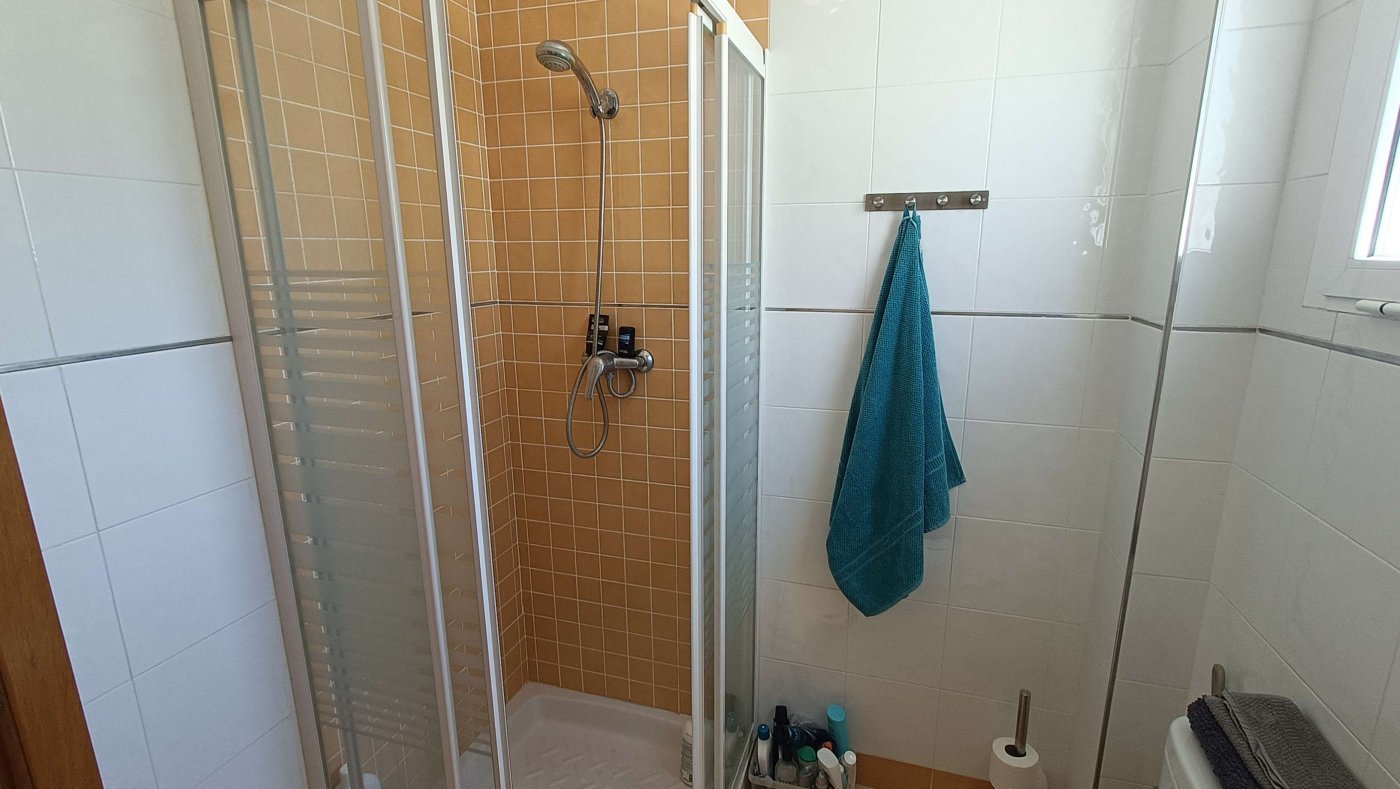 Wunderschöne Quattrovilla mit 3 Schlafzimmern, 2 Bädern, großer Dachterrasse, Keller und Garage im La Finca Golf and Spa Resort - 14