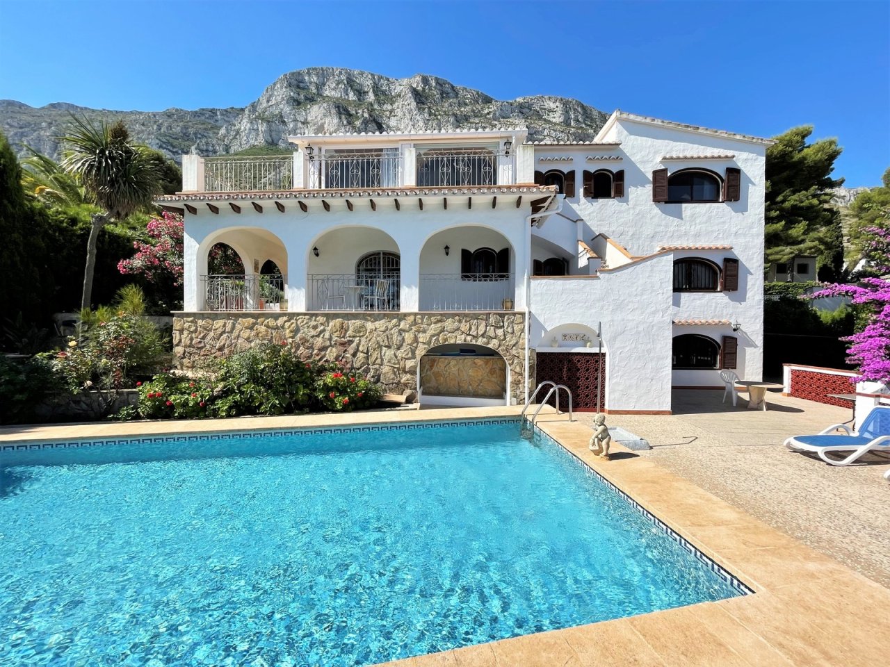 Traumhaftes Haus am Montgo mit grandiosem Meerblick, Pool und Garage - 2