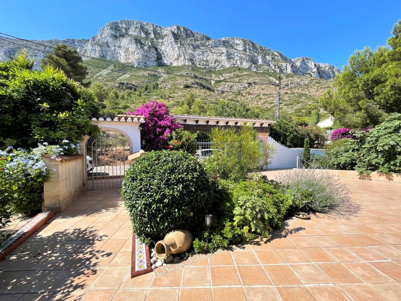 Traumhaftes Haus am Montgo mit grandiosem Meerblick, Pool und Garage - 3