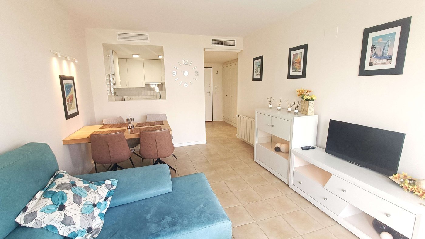 Elegante Erdgeschosswohnung mit 2 Schlafzimmern und 2 Bädern in einem aufstrebenden Golfresort - 3