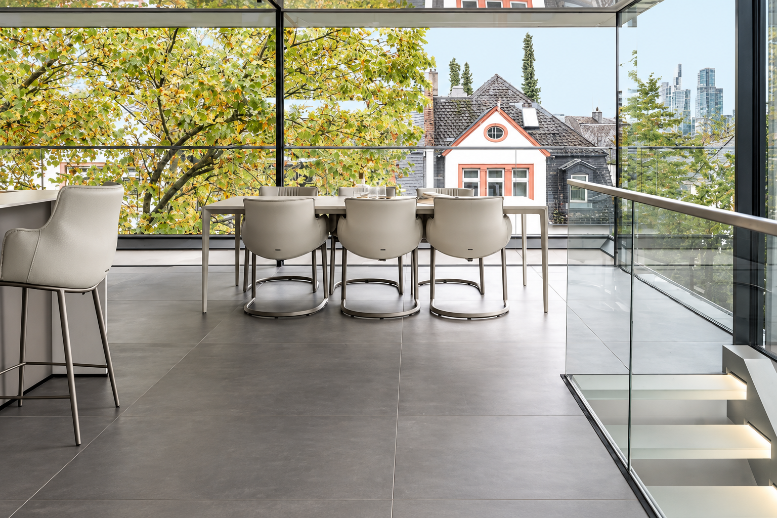 Über den Dächern des Westends: Exklusives Penthouse mit Dachterrasse und privatem Studio - 1