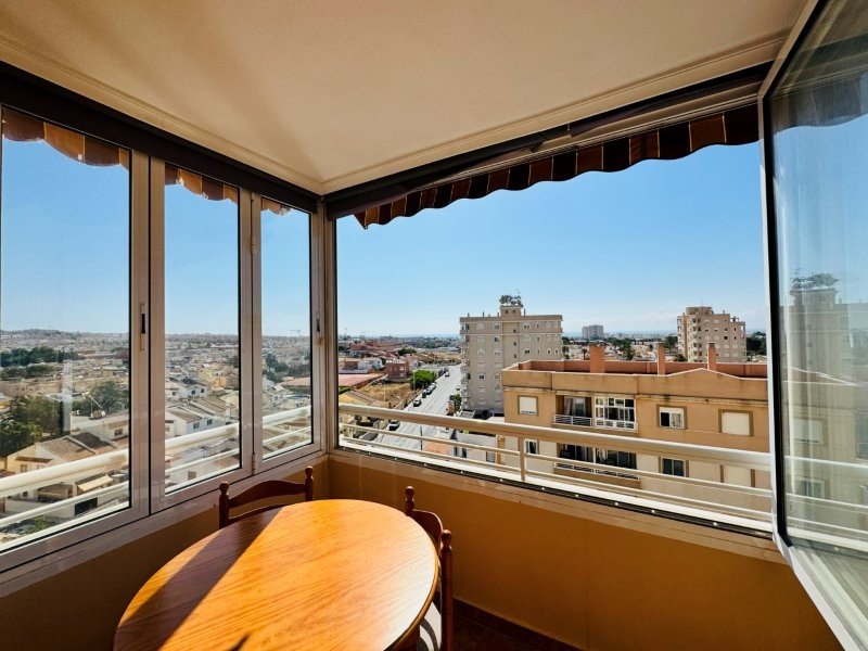 Appartement mit 2 Schlafzimmern, 1 Bad, überdachtem Kzf-Stellplatz, Gemeinschaftspool und Meerblick - 2