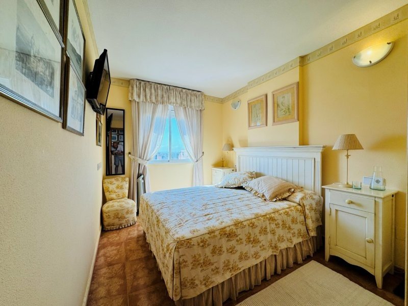 Appartement mit 2 Schlafzimmern, 1 Bad, überdachtem Kzf-Stellplatz, Gemeinschaftspool und Meerblick - 4
