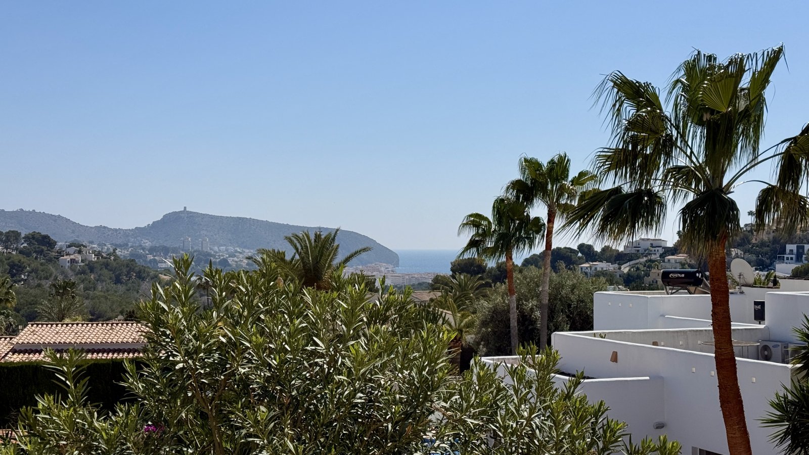 Traumhafte Villa mit Meerblick und viel Sonne - 7