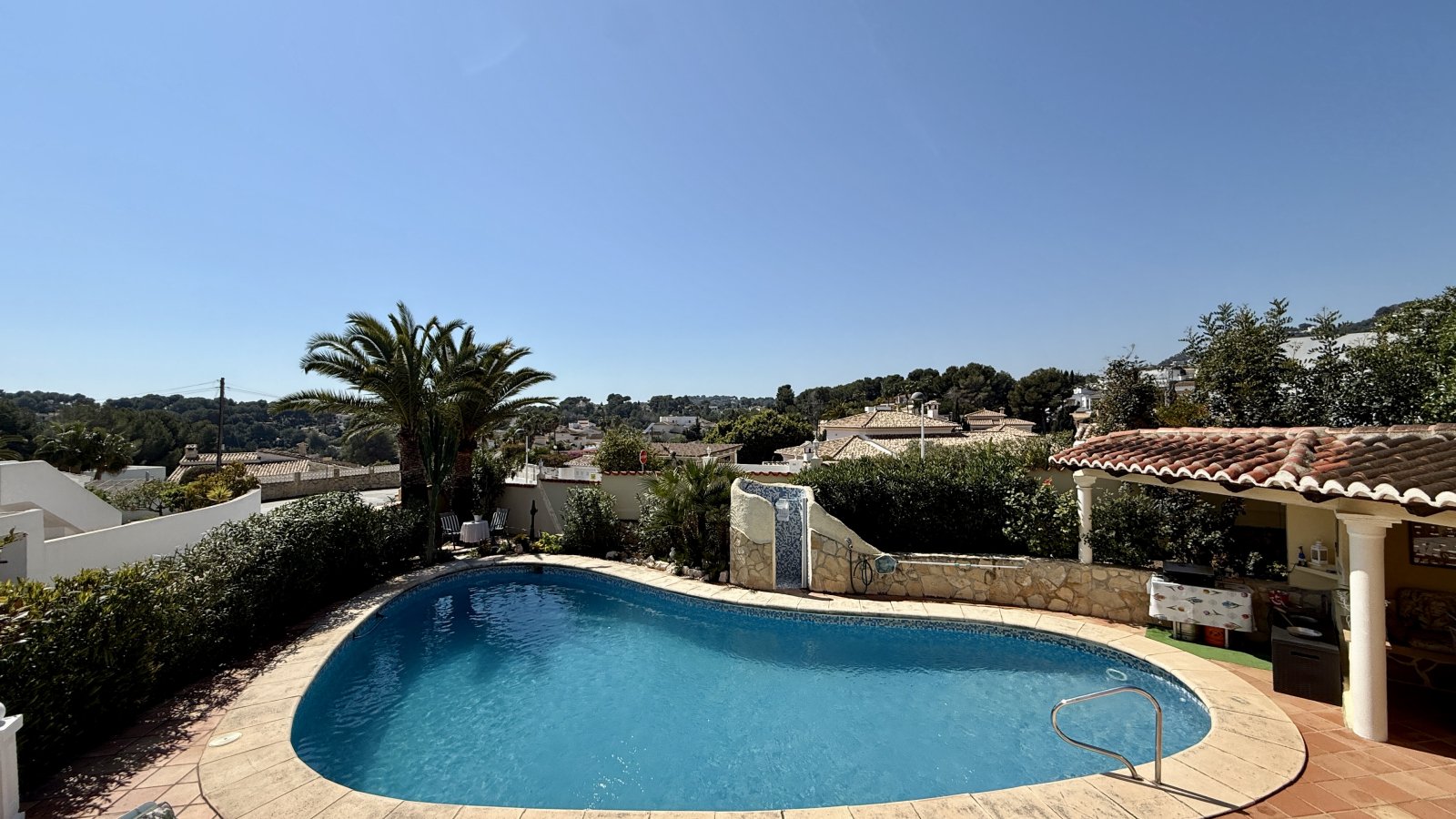 Traumhafte Villa mit Meerblick und viel Sonne - 27