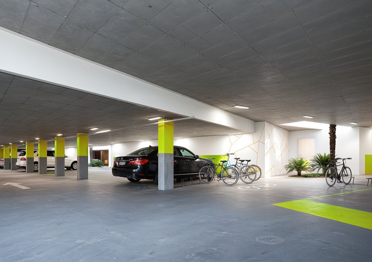 Penthouse-Wohnungen mit 3 Schlafzimmern, Tiefgaragenstellplatz und Gemeinschaftspool in einer wunderschönen Golfanlage und nur 500 m vom Strand - 29