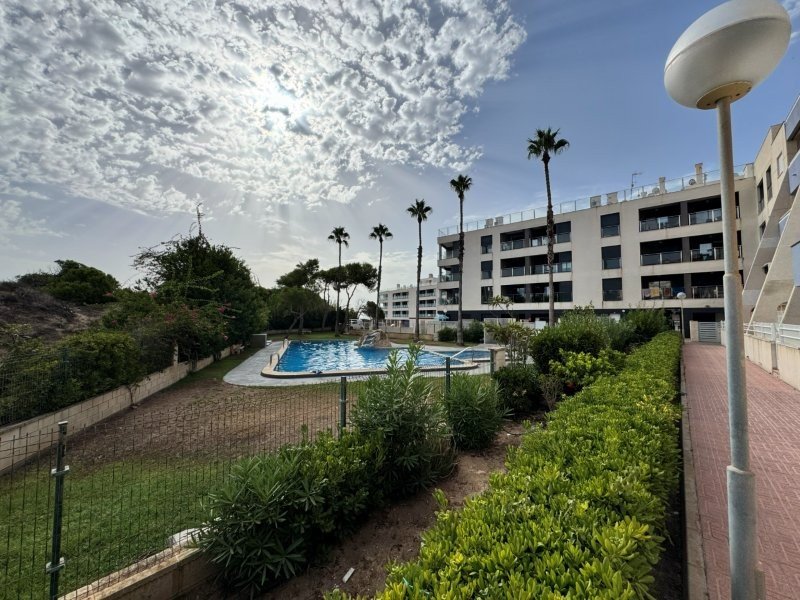 Erdgeschosswohnung mit 3 Schlafzimmern, 1 Bad, Tiefgaragenstellplatz und Gemeinschaftspool nur 300 m vom Strand - 18