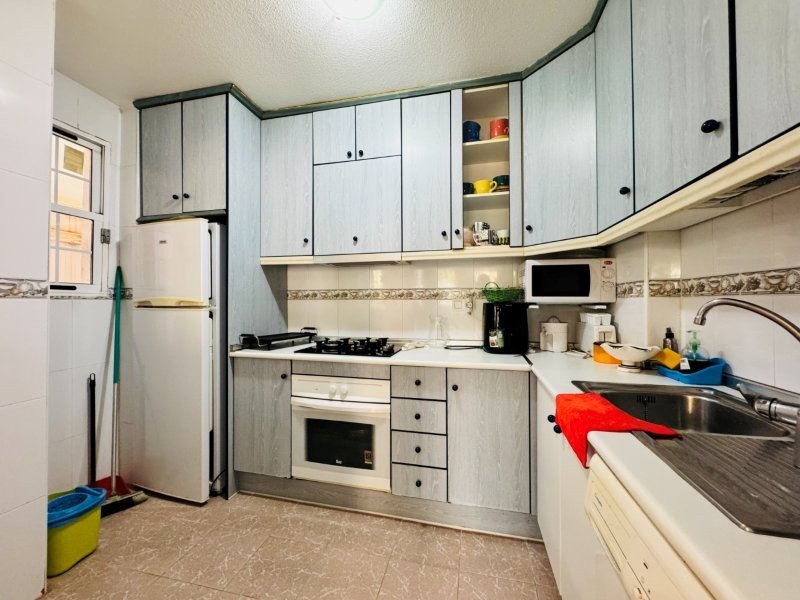 Erdgeschosswohnung mit 3 Schlafzimmern, 1 Bad, Tiefgaragenstellplatz und Gemeinschaftspool nur 300 m vom Strand - 15