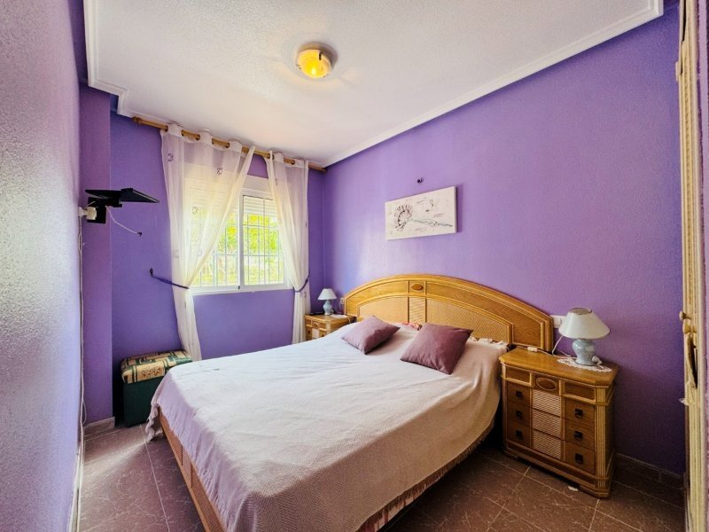 Erdgeschosswohnung mit 3 Schlafzimmern, 1 Bad, Tiefgaragenstellplatz und Gemeinschaftspool nur 300 m vom Strand - 8