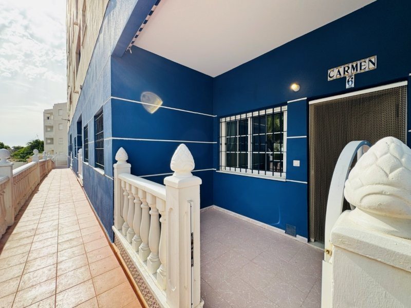 Erdgeschosswohnung mit 3 Schlafzimmern, 1 Bad, Tiefgaragenstellplatz und Gemeinschaftspool nur 300 m vom Strand - 12