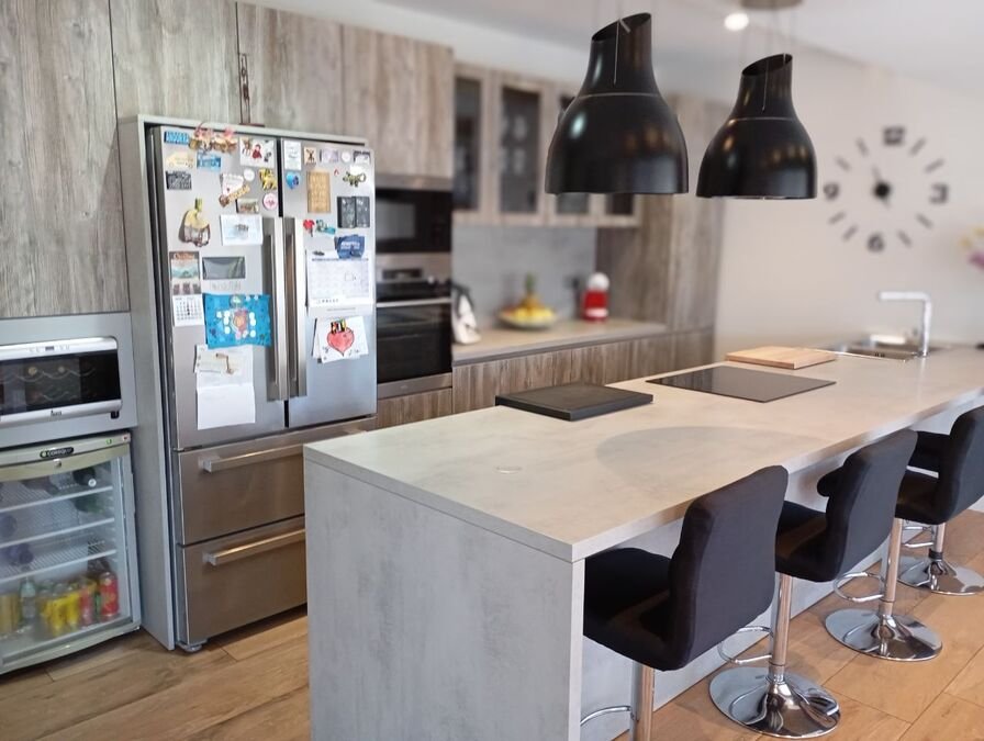 Exklusive Villa mit 3 Schlafzimmern, 2 Bädern, Garage und Privatpool - 2