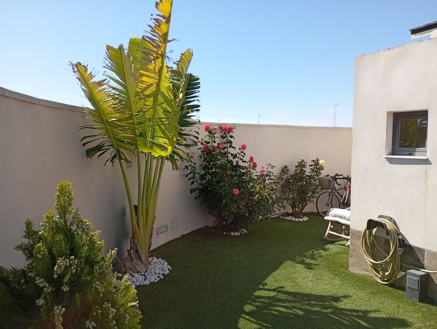 Exklusive Villa mit 3 Schlafzimmern, 2 Bädern, Garage und Privatpool - 40