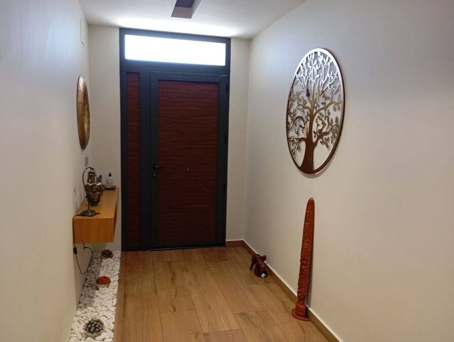 Exklusive Villa mit 3 Schlafzimmern, 2 Bädern, Garage und Privatpool - 11