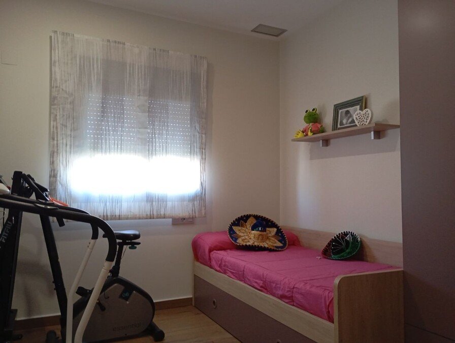 Exklusive Villa mit 3 Schlafzimmern, 2 Bädern, Garage und Privatpool - 33