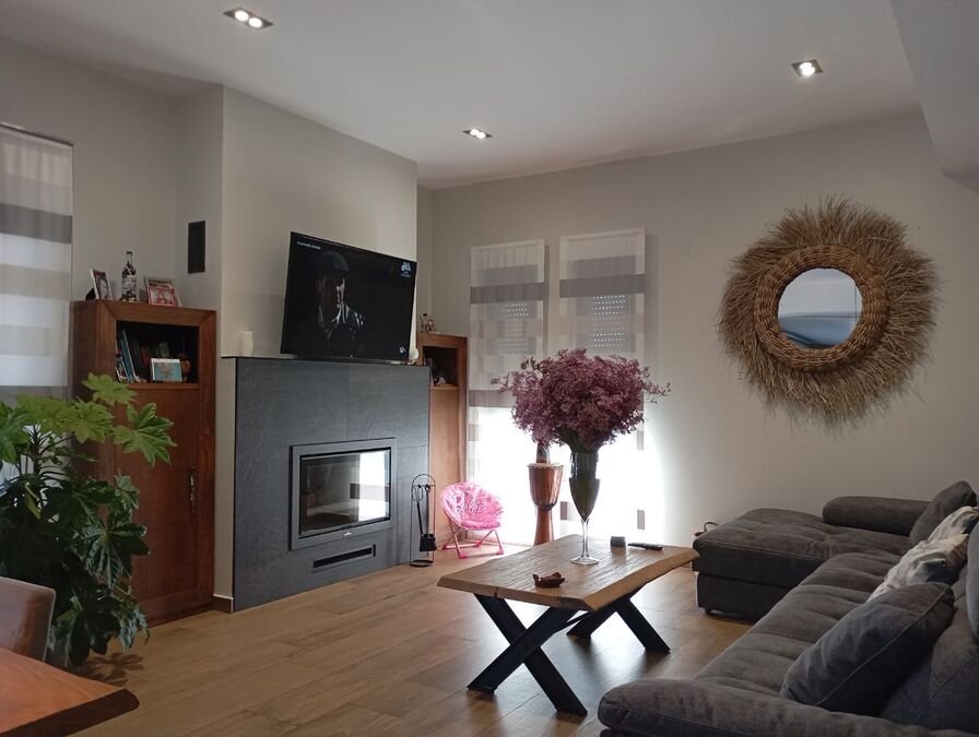 Exklusive Villa mit 3 Schlafzimmern, 2 Bädern, Garage und Privatpool - 6