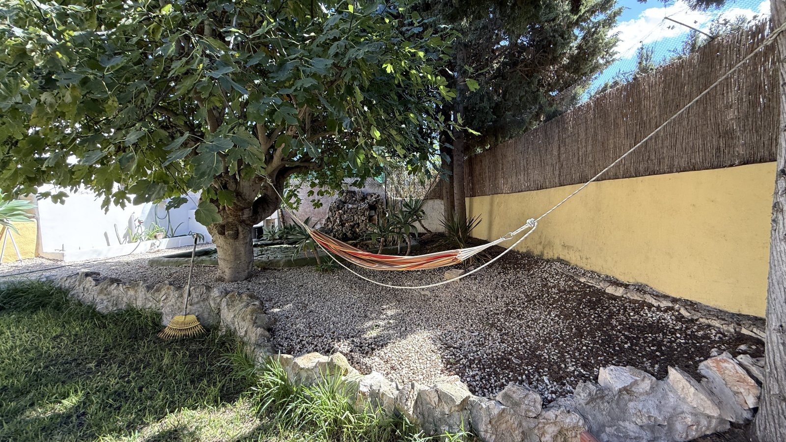 Große Villa auf Eckgrundstück mit Pool und Doppelgarage in Top-Lage in Benissa Montemar - 26