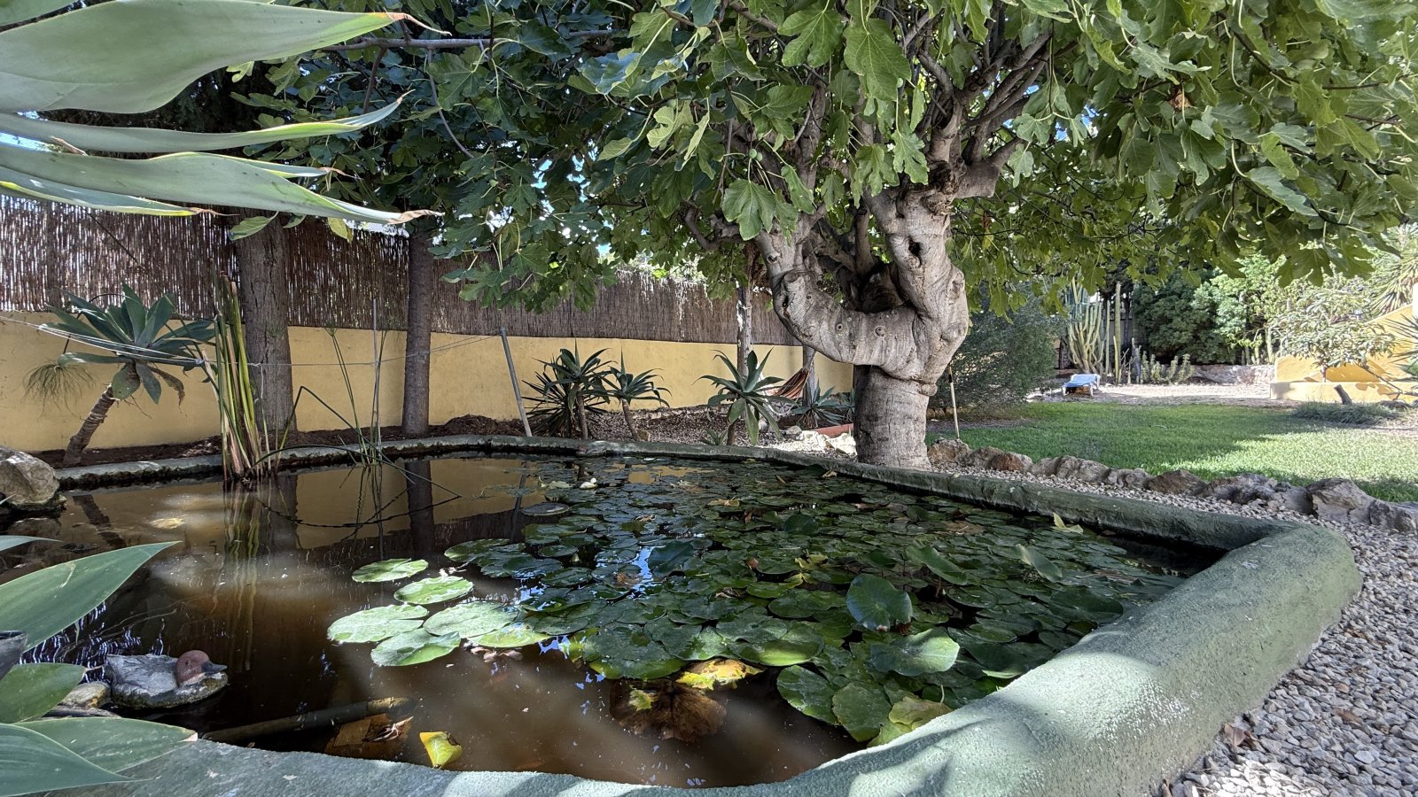 Große Villa auf Eckgrundstück mit Pool und Doppelgarage in Top-Lage in Benissa Montemar - 27