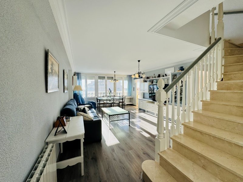Maisonette-Wohnung mit 3 Schlafzimmern, 2 Bädern, 2 Kfz-Stellplätzen, Gemeinschaftspool und Meerblick nur 100 m vom Strand - 18