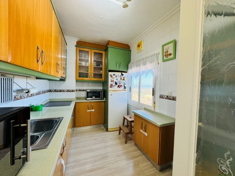 Maisonette-Wohnung mit 3 Schlafzimmern, 2 Bädern, 2 Kfz-Stellplätzen, Gemeinschaftspool und Meerblick nur 100 m vom Strand - 16