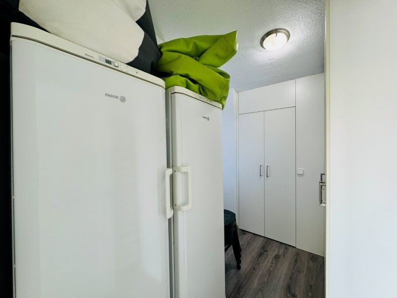 Maisonette-Wohnung mit 3 Schlafzimmern, 2 Bädern, 2 Kfz-Stellplätzen, Gemeinschaftspool und Meerblick nur 100 m vom Strand - 37