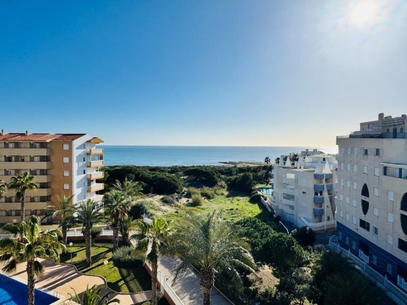 Maisonette-Wohnung mit 3 Schlafzimmern, 2 Bädern, 2 Kfz-Stellplätzen, Gemeinschaftspool und Meerblick nur 100 m vom Strand - 25