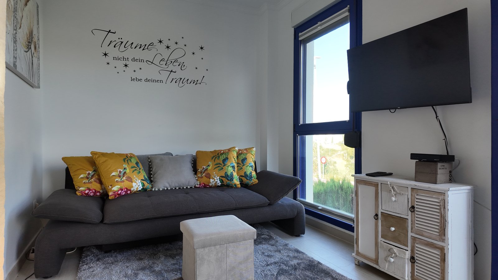 Exklusive Wohnung mit 2 Schlafzimmern und 2 Bädern in wunderschöner Wohnanlage nur 200 m vom Strand - 4