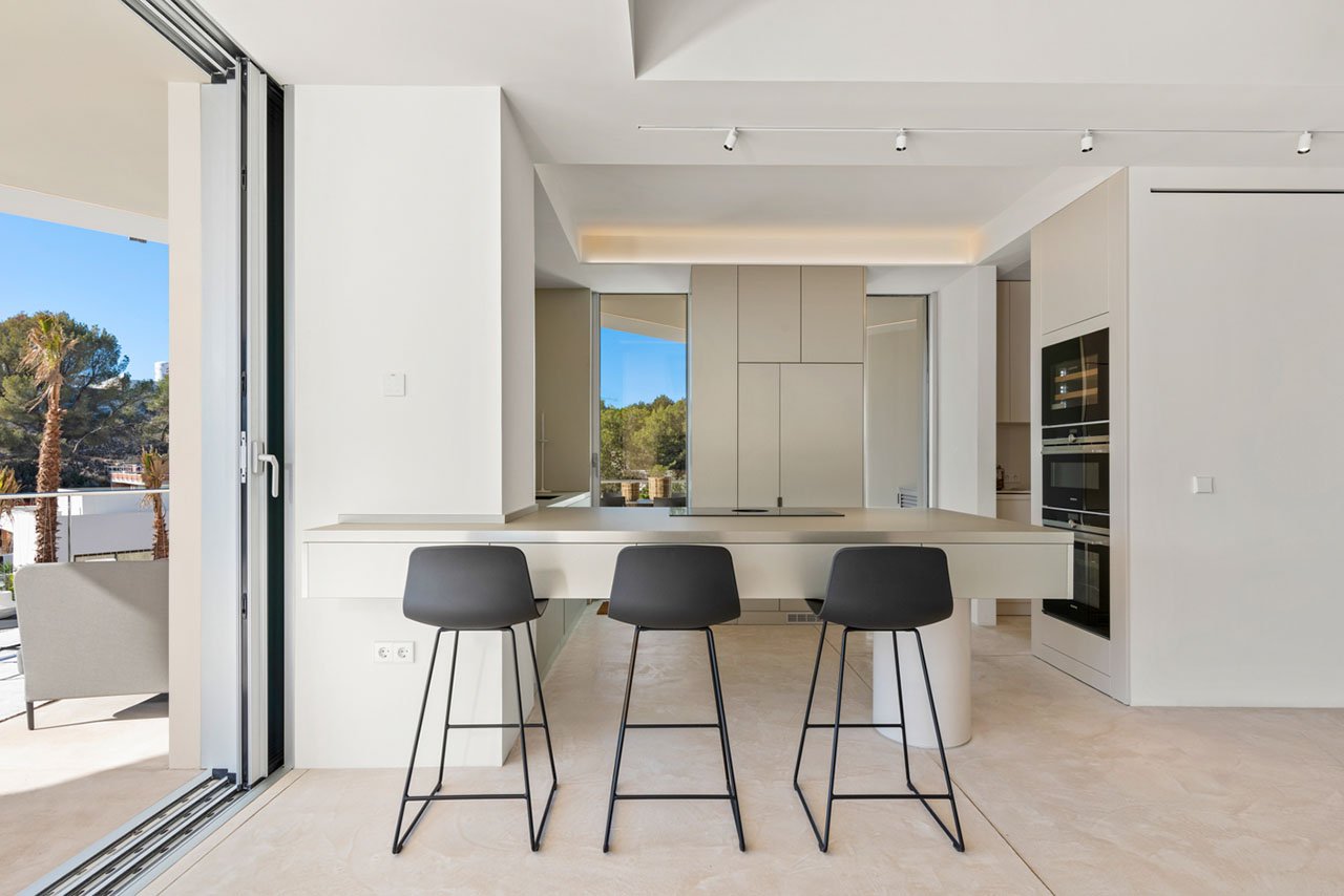 Luxusvilla mit 3 Schlafzimmern, 3 Bädern, Gäste-WC und Privatpool im exklusiven Las Colinas Golf Resort - 10