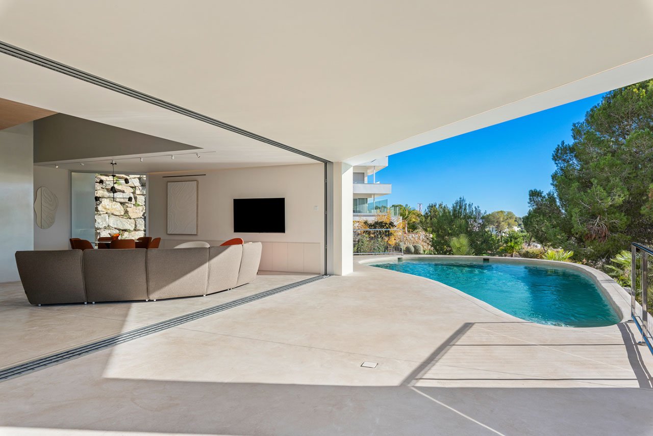 Luxusvilla mit 3 Schlafzimmern, 3 Bädern, Gäste-WC und Privatpool im exklusiven Las Colinas Golf Resort - 12