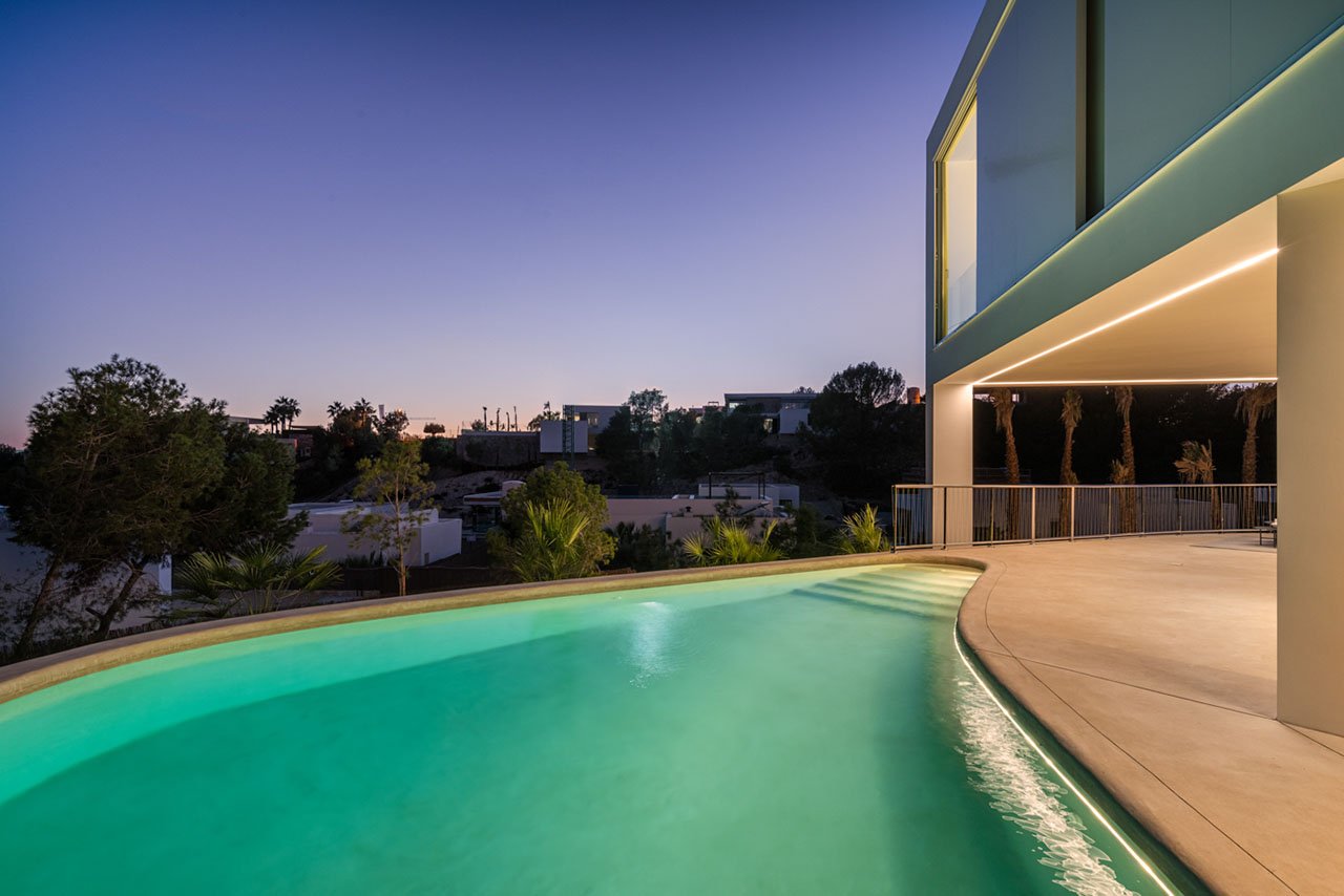 Luxusvilla mit 3 Schlafzimmern, 3 Bädern, Gäste-WC und Privatpool im exklusiven Las Colinas Golf Resort - 14