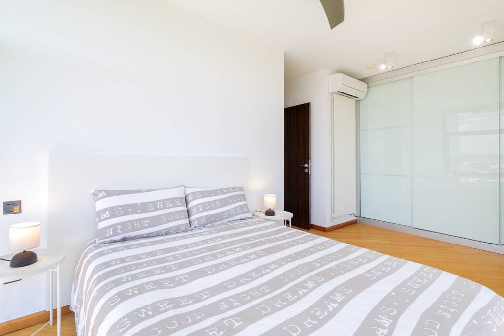 Moderne Villa mit beheiztem Pool und spektakulärem Panoramablick auf Küste und Meer und mit Vermietungslizenz - 23