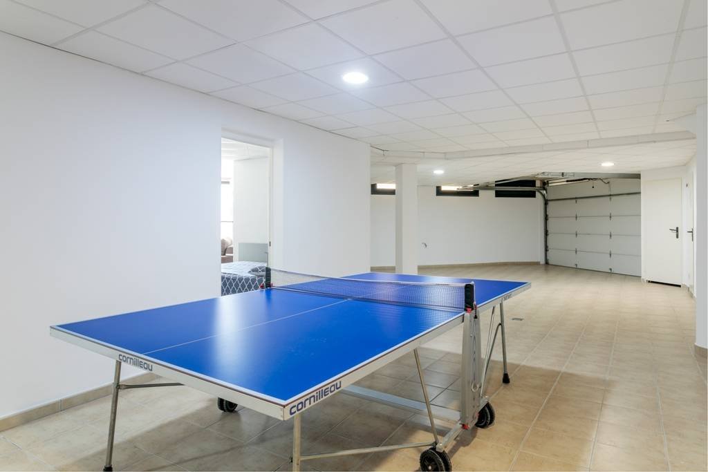 Moderne Villa mit beheiztem Pool und spektakulärem Panoramablick auf Küste und Meer und mit Vermietungslizenz - 33