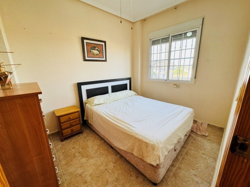 Erdgeschosswohnung mit 2 Schlafzimmern, 1 Bad, Tiefgaragenstellplatz und Gemeinschaftspool nur 300 m vom Strand - 4