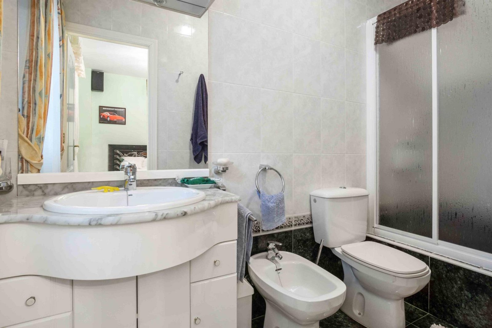 Prächtige freistehende Villa mit 3 Schlafzimmern, 4 Bädern, Fitnessraum, Sauna, Garage und Privatpool nur 1 km vom Strand - 26
