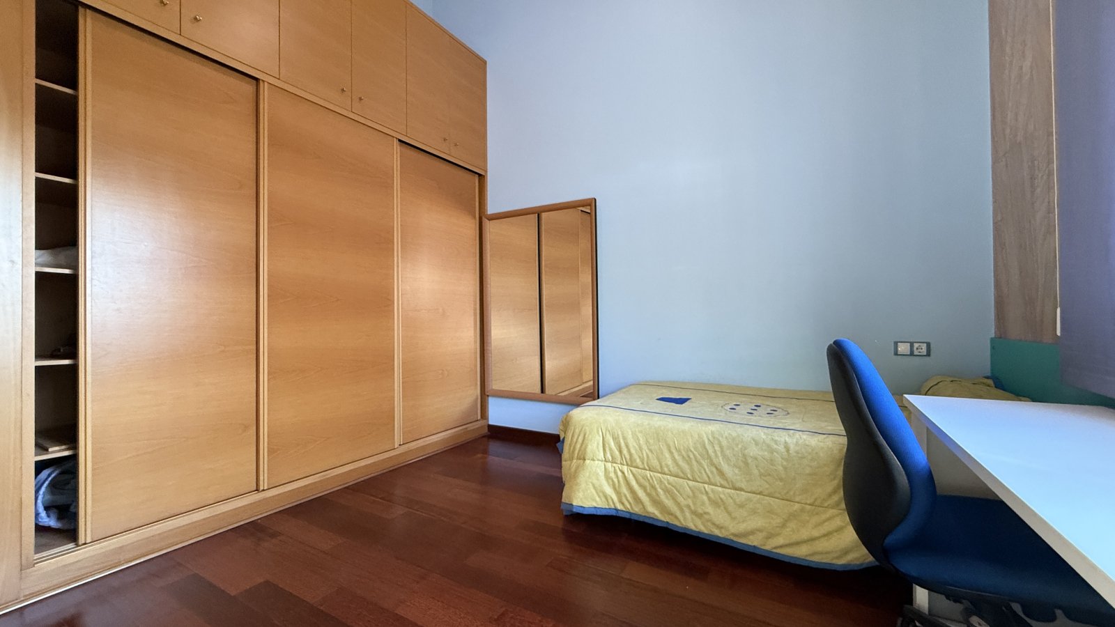 Exklusive Villa im mediterranen Stil, die Luxus, Energieeffizienz und hochwertige Materialien vereint - 27